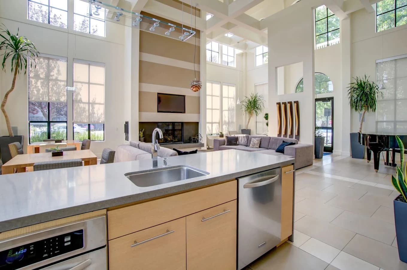 Mansion Grove - Image 2